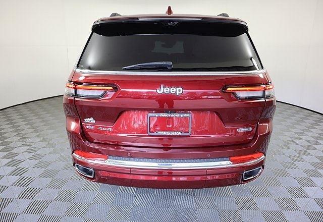 2022 Jeep Grand Cherokee Overland photo 4
