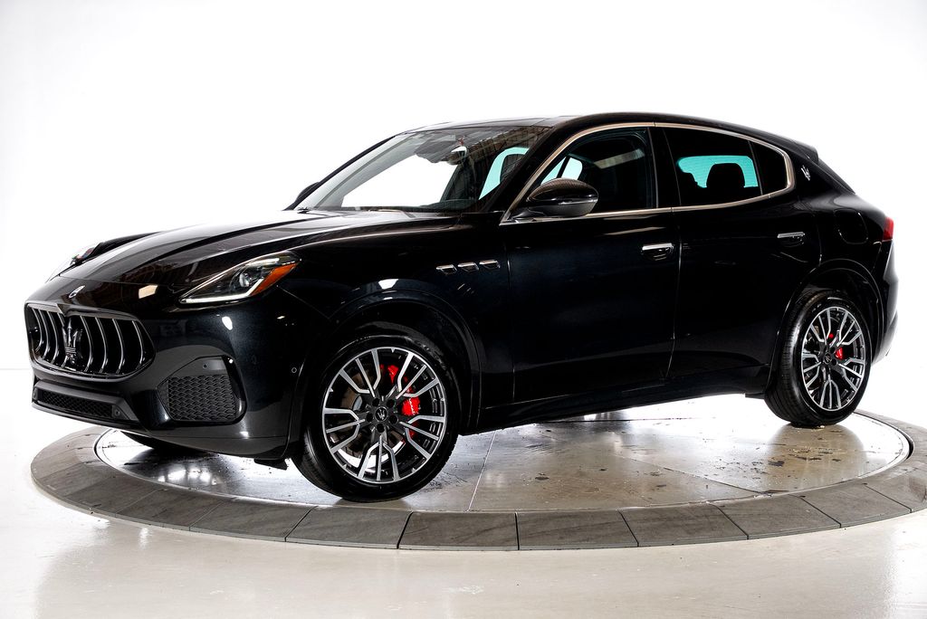 2025 Maserati Grecale Base