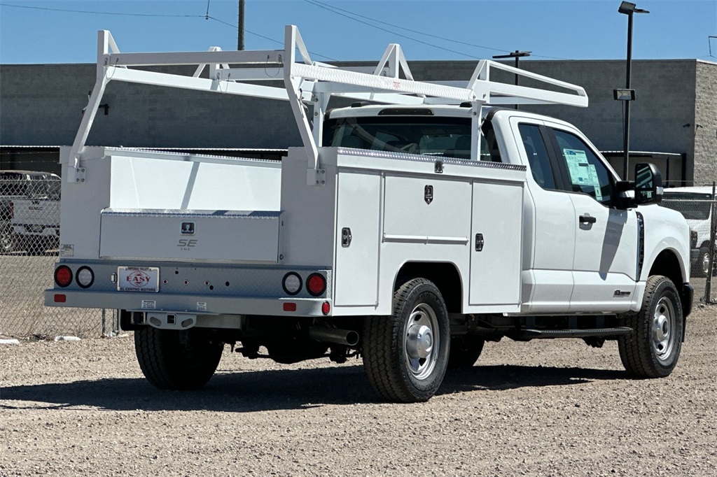 2025 Ford F-350 XL photo 3