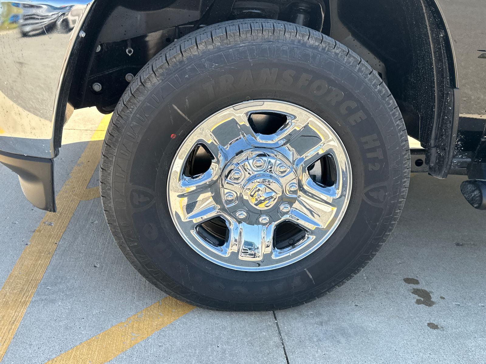 2025 Ram 2500 Tradesman photo 7
