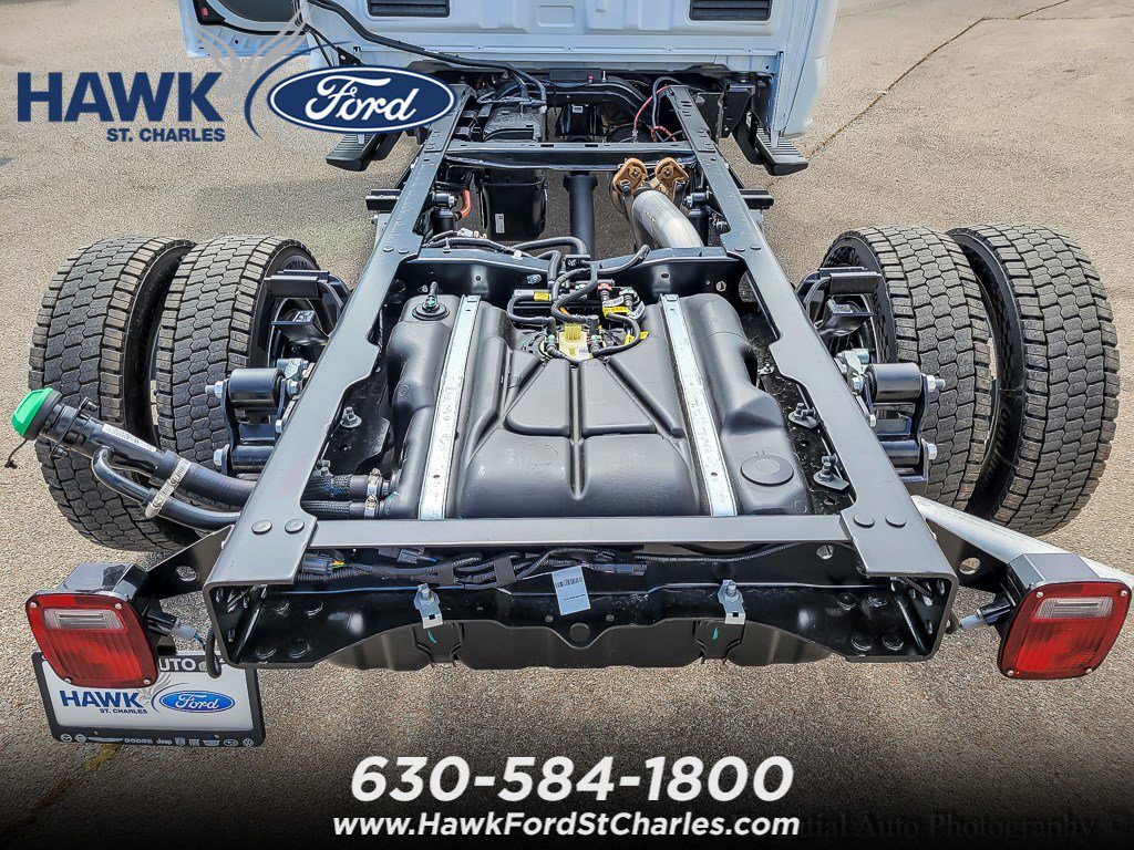 2026 FORD F-450 - Image 13