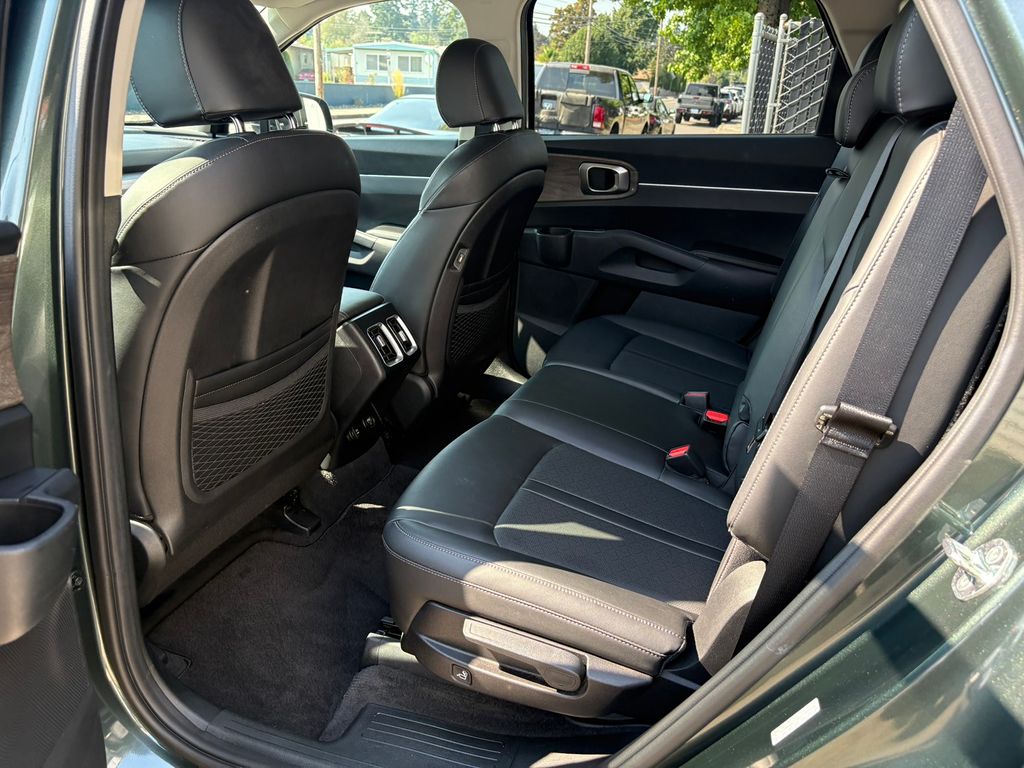 2022 Kia Sorento X-Line S photo 24