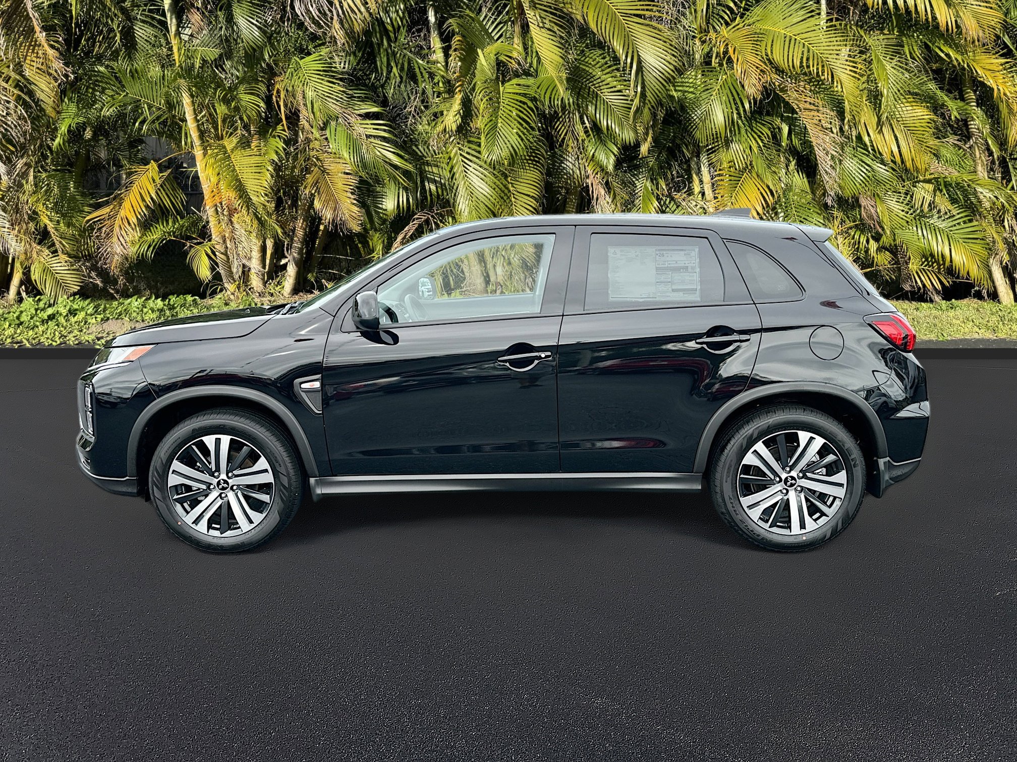 2025 Mitsubishi Outlander Sport ES photo 2