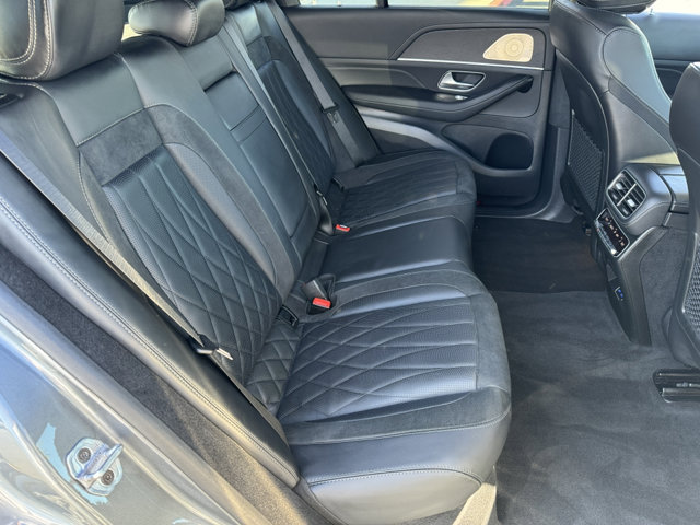 2025 Mercedes Benz GLE 63 S 4MATIC photo 5