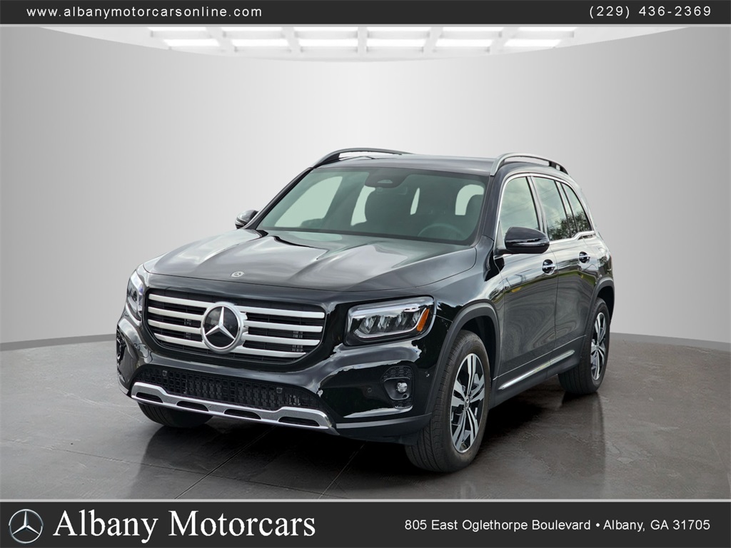 2025 Mercedes-Benz GLB Base's photo