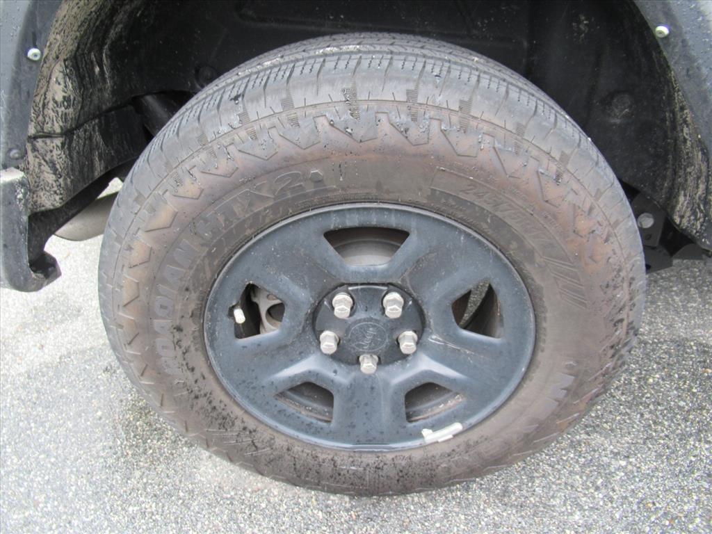2024 Jeep Wrangler Sport photo 5