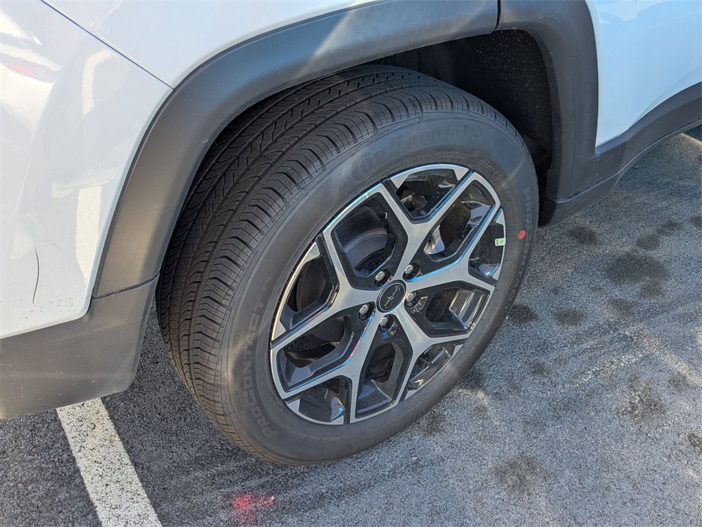 2025 Jeep Compass Limited photo 4