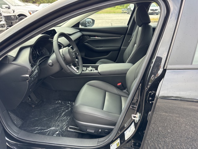 2025 Mazda Mazda3 2.5 s Preferred photo 9
