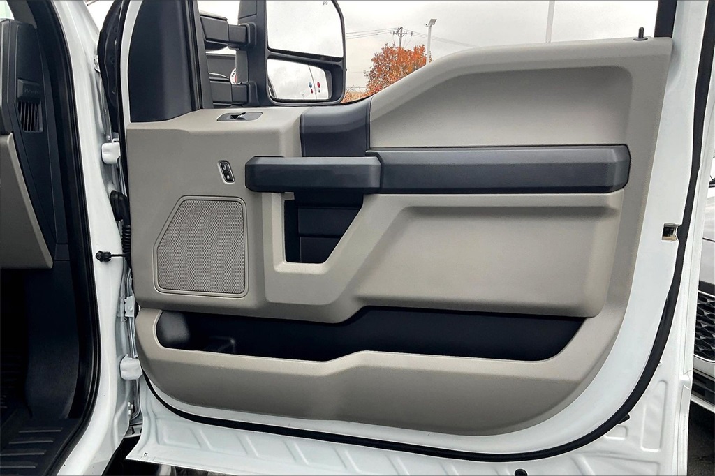 2022 FORD F-250 - Image 20