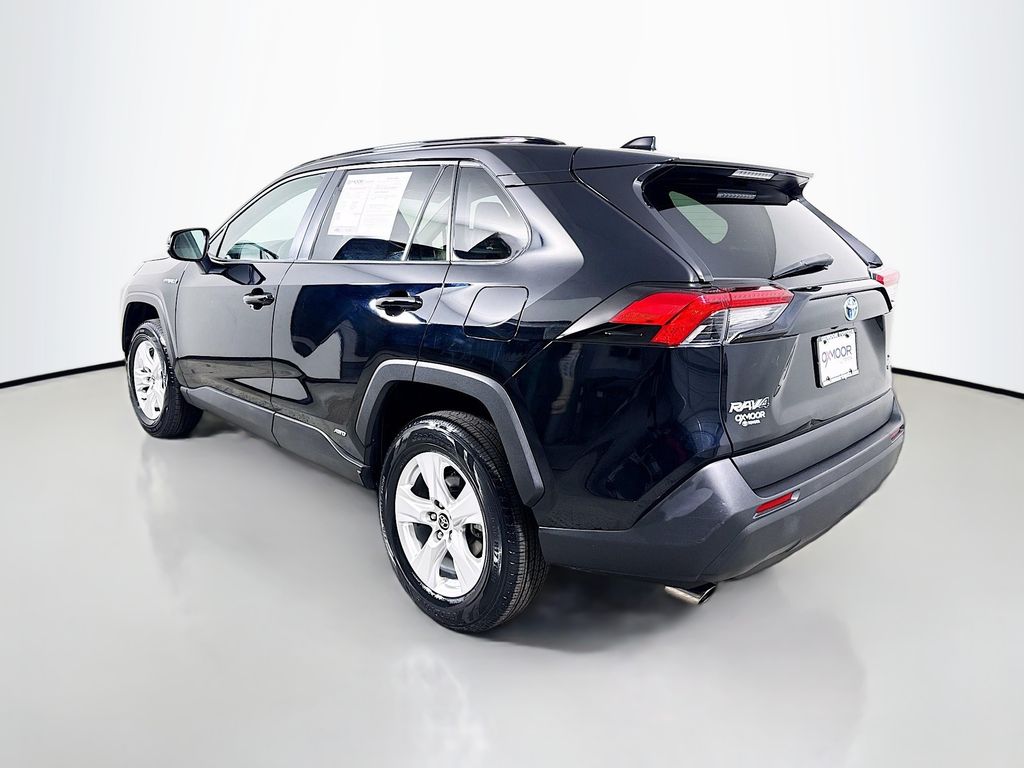 2021 Toyota RAV4 Hybrid XLE photo 4