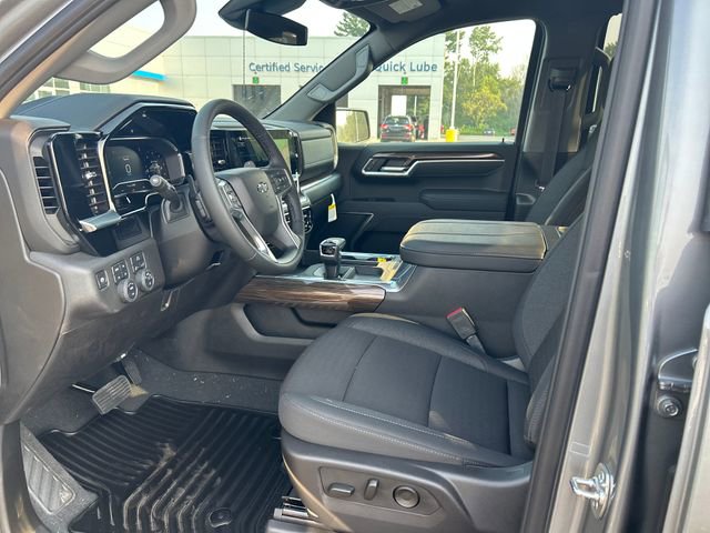 2025 Chevrolet Silverado 1500 RST photo 9