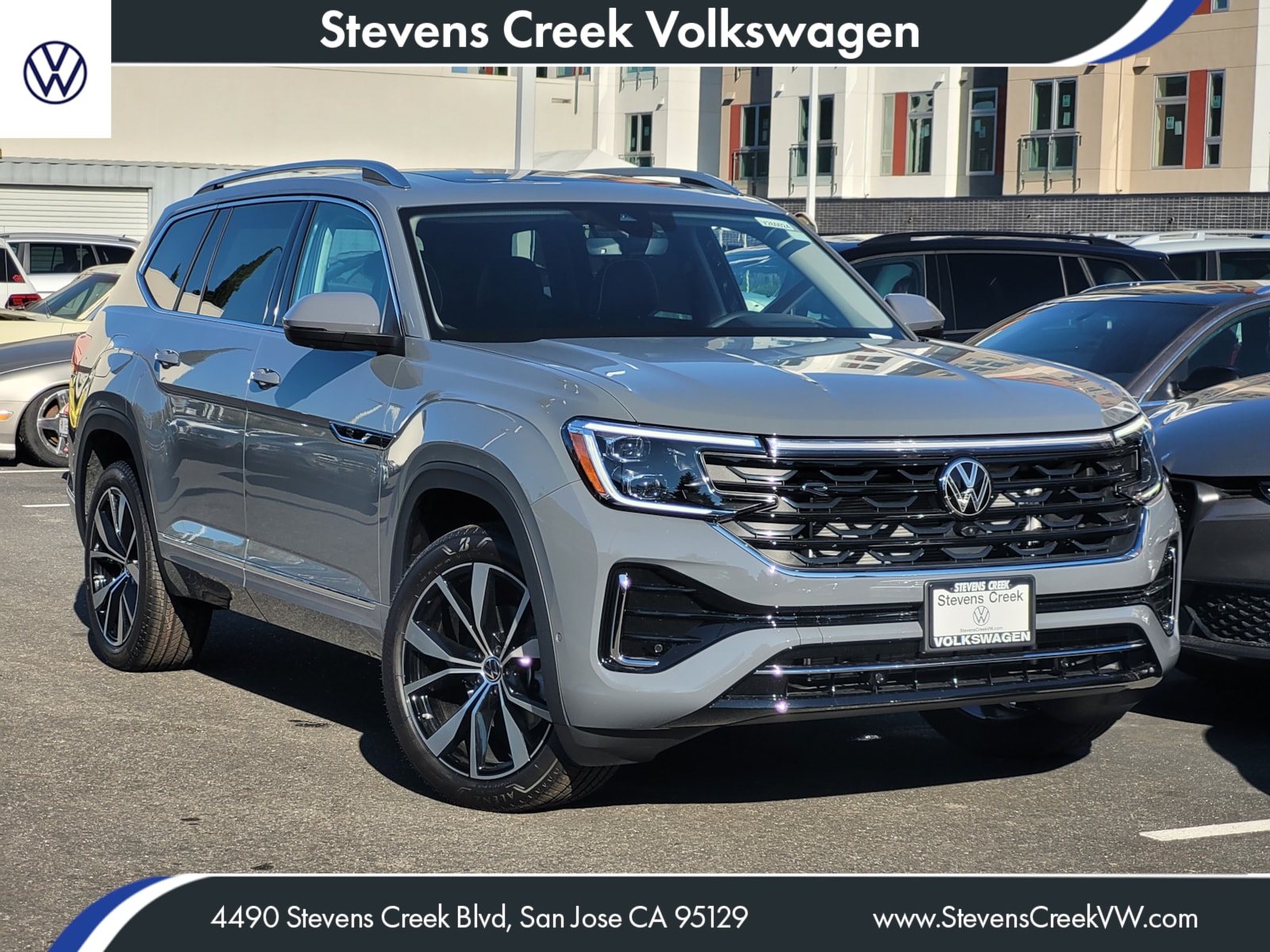 2026 Volkswagen Atlas SEL Premium R-Line's photo