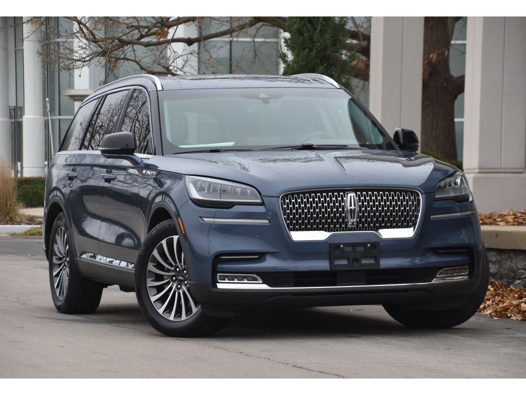 2021 Lincoln Aviator Reserve's photo