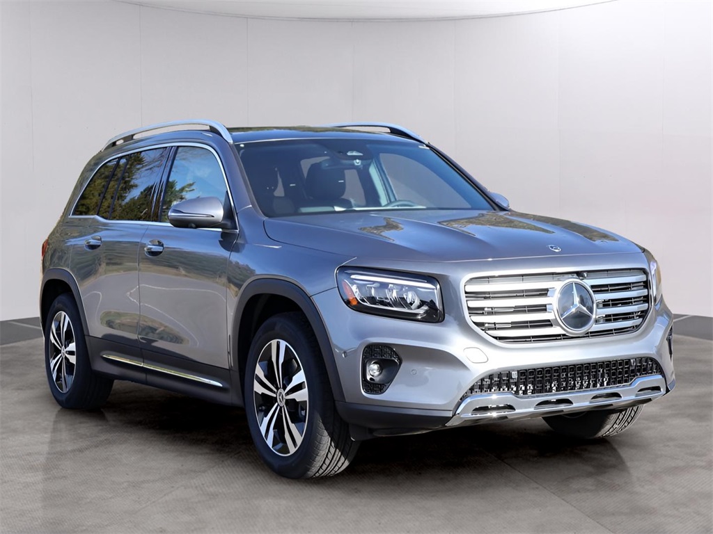 2026 Mercedes Benz GLB 250 4MATIC photo 3