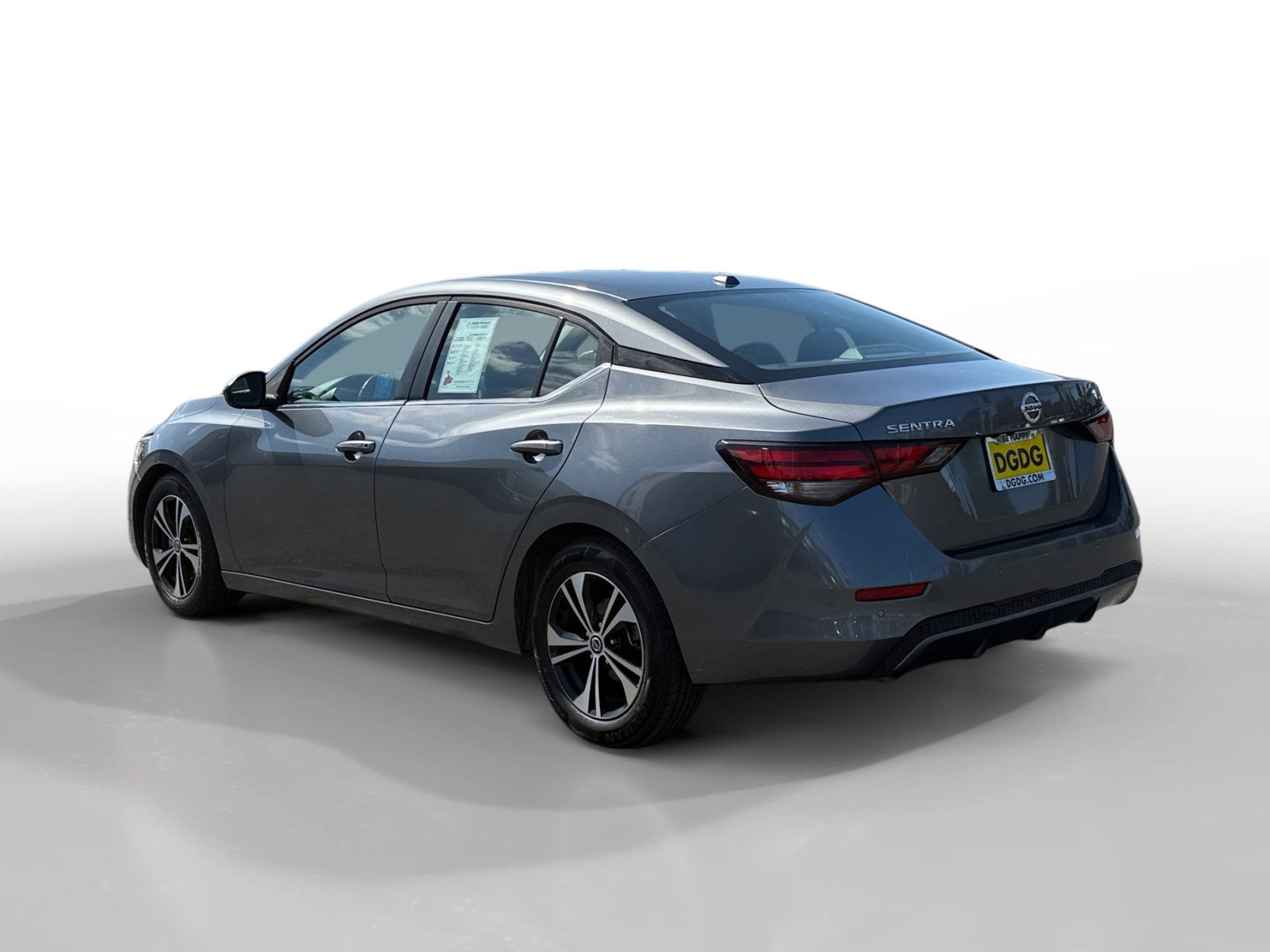 2021 Nissan Sentra SV photo 3