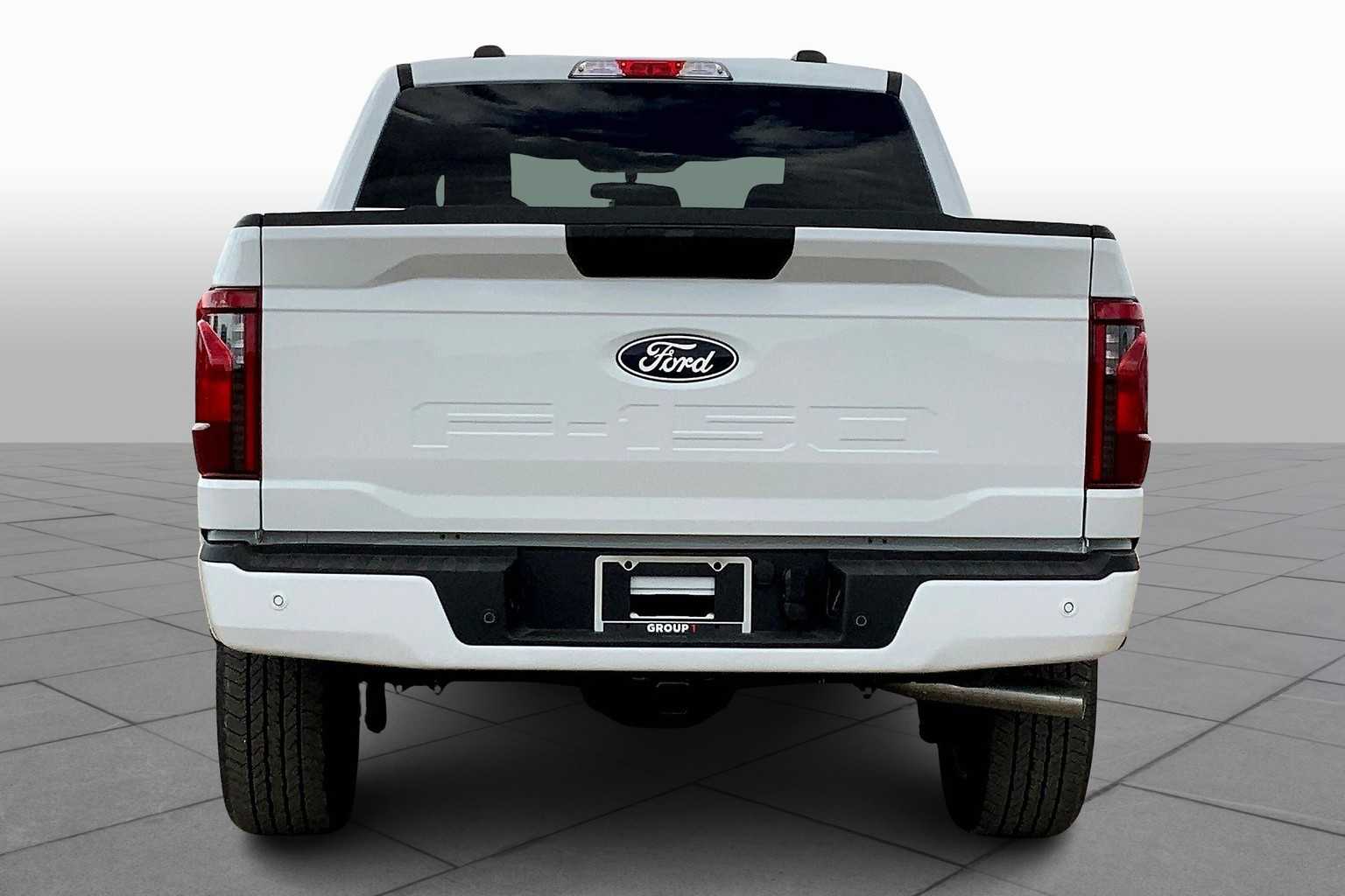 2025 Ford F-150 STX photo 4