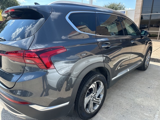 2022 Hyundai Santa Fe SEL photo 3