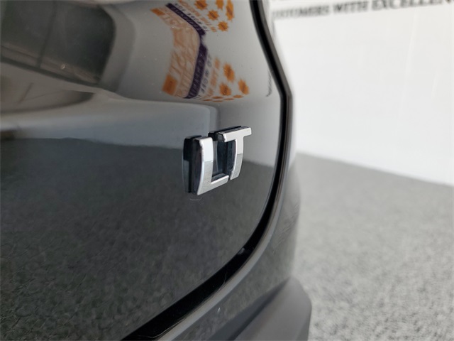 2024 Chevrolet Trax LT photo 25