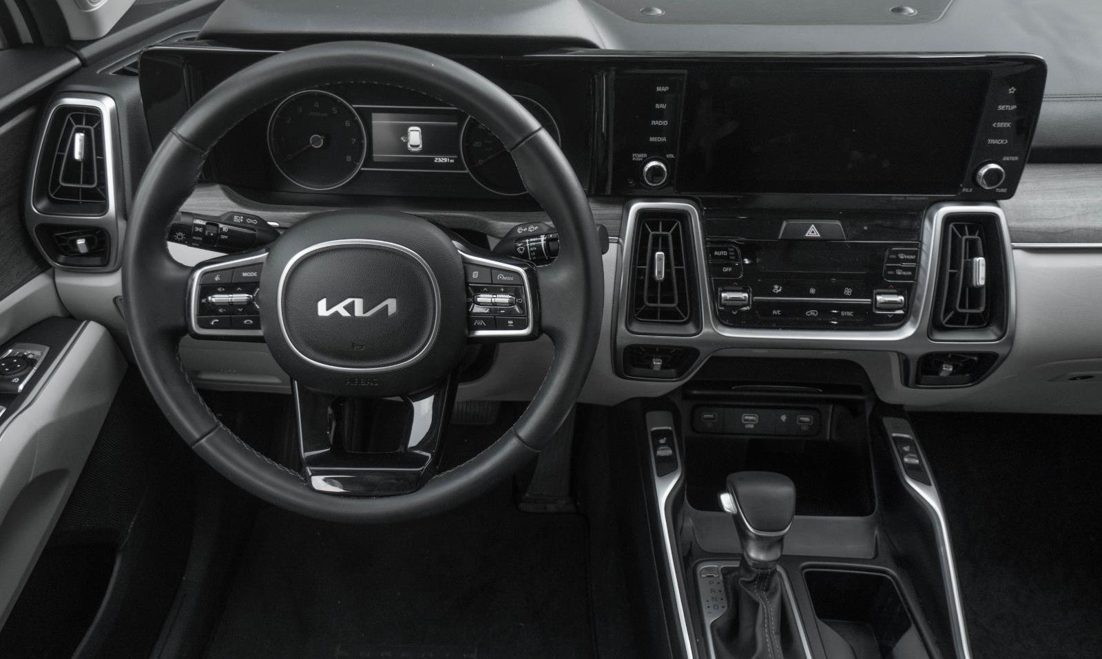 2023 Kia Sorento SX V6 photo 12