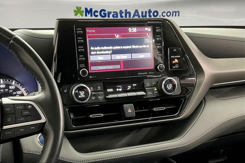 2022 Toyota Highlander Hybrid XLE photo 7
