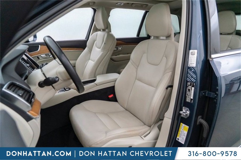 2021 Volvo XC90 Recharge T8 Inscription Expression photo 4
