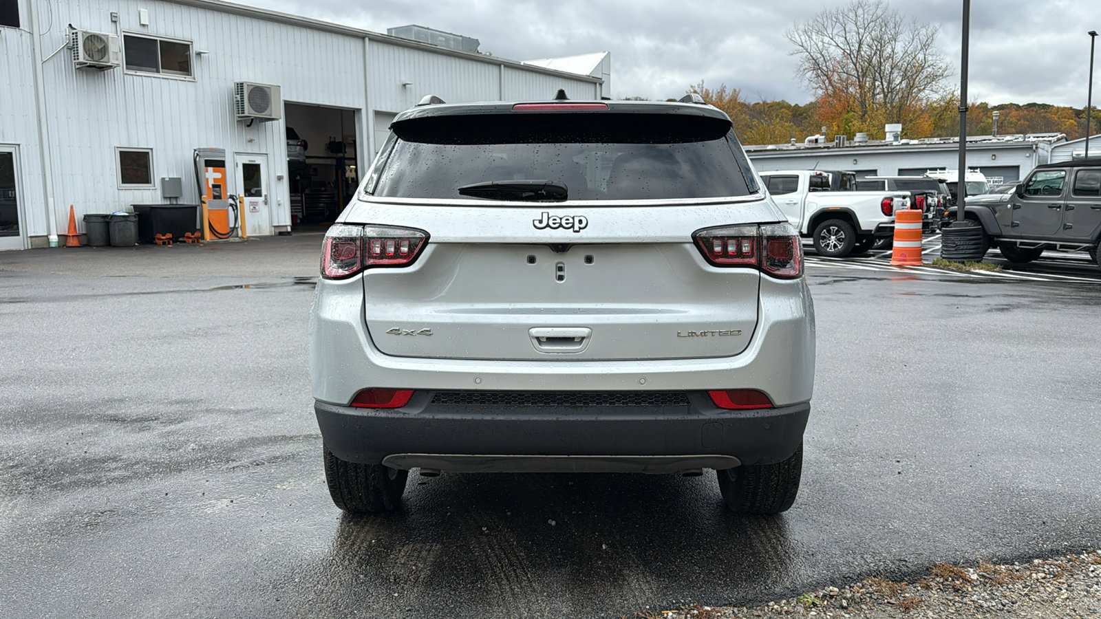2024 Jeep Compass Limited photo 4