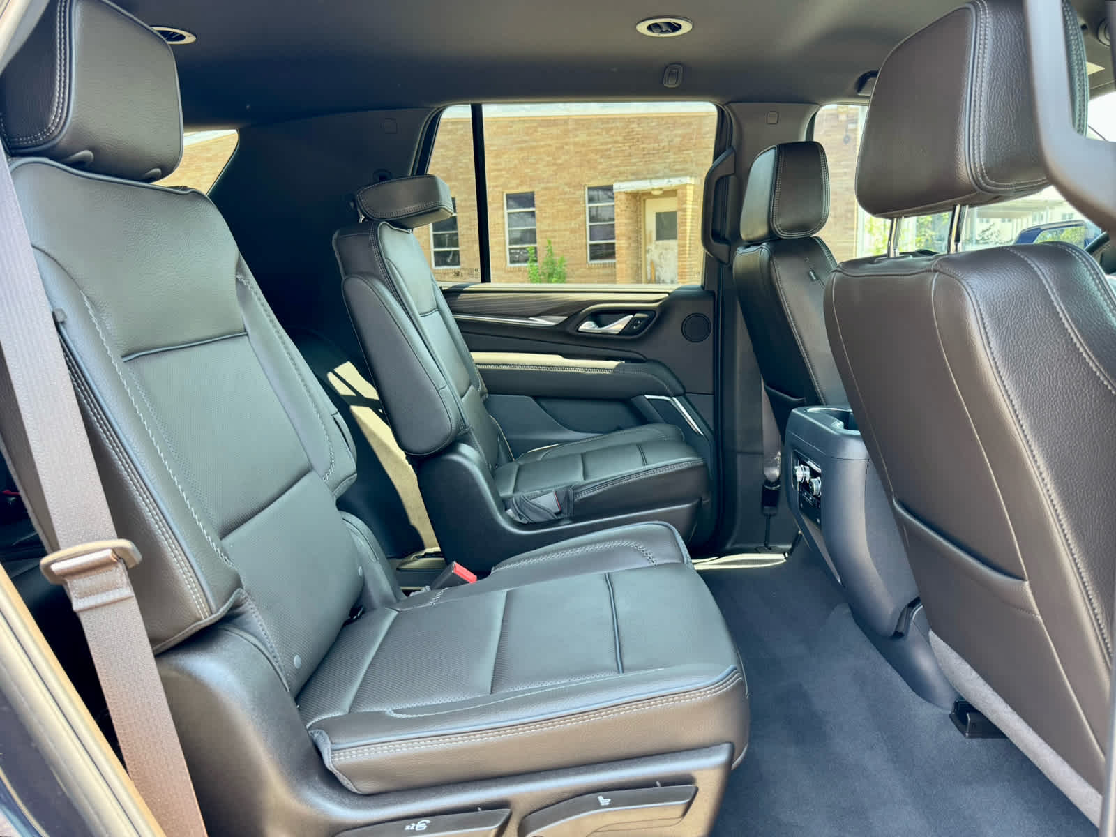 2024 Gmc Yukon Denali photo 10