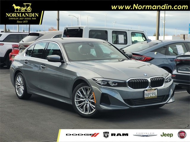 2024 BMW 3 Series 330i's photo