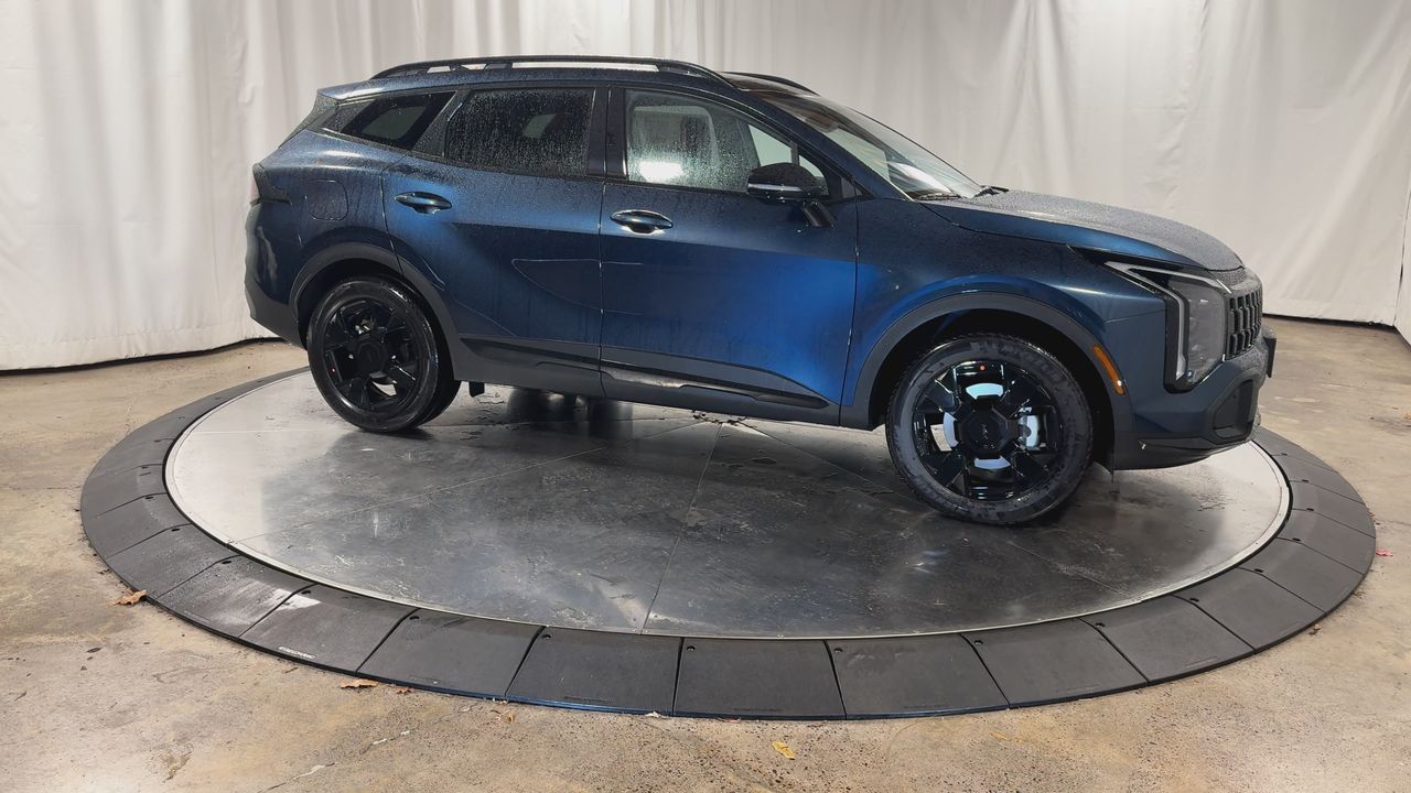 2026 Kia Sportage Plug-In Hybrid X-Line photo 2