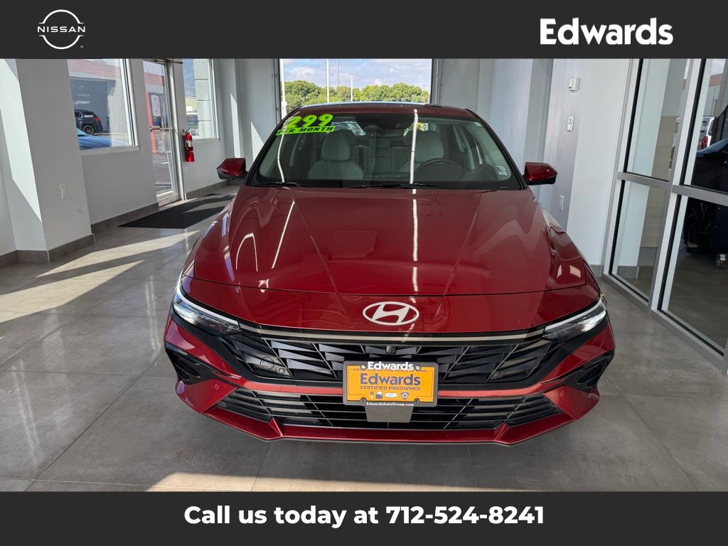 2024 Hyundai Elantra Limited photo 3