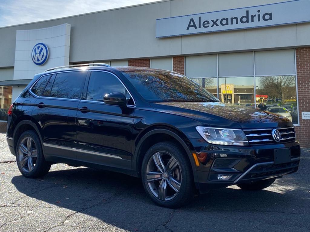 2020 Volkswagen Tiguan SEL's photo