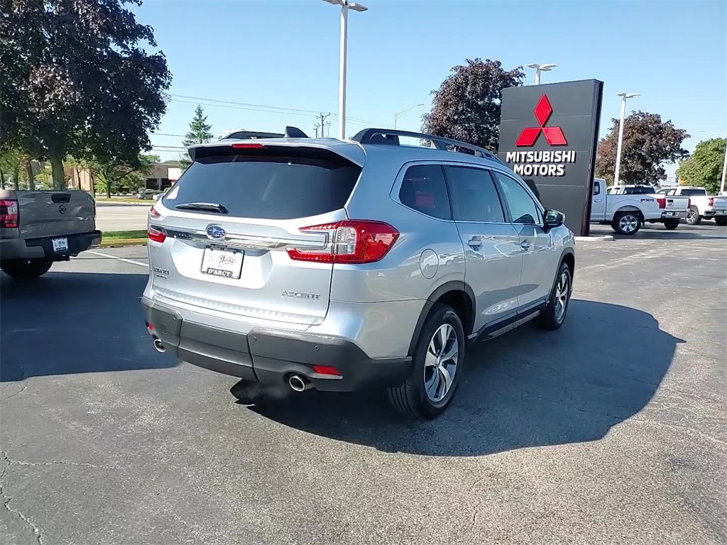 2024 Subaru Ascent Premium photo 12