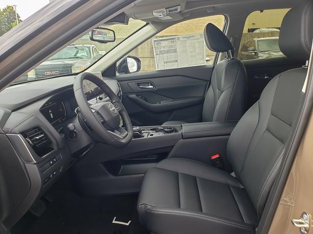 2025 Nissan Rogue SL photo 10