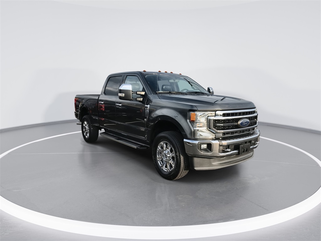2020 Ford F-250 Lariat photo 2