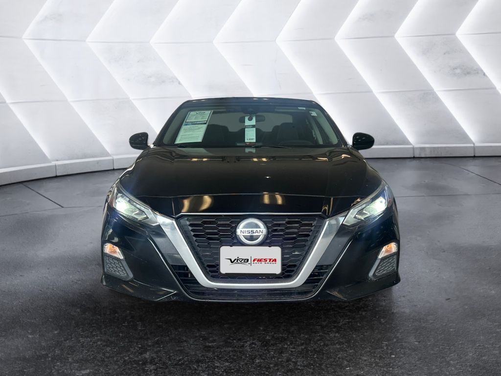 2022 Nissan Altima 2.5 SV photo 2