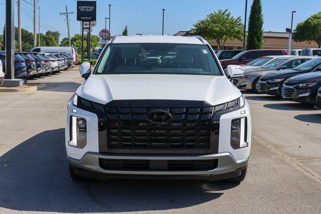 New 2025 White Hyundai SEL FWD image 2