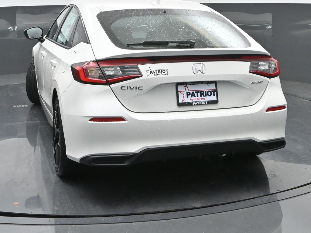 2025 Honda Civic Hatchback Sport photo 2