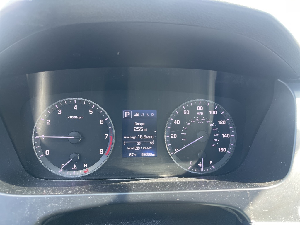 2015 Hyundai Sonata SE photo 9