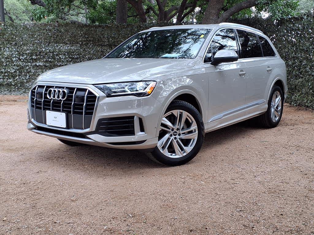 2022 Audi Q7 Premium Plus's photo