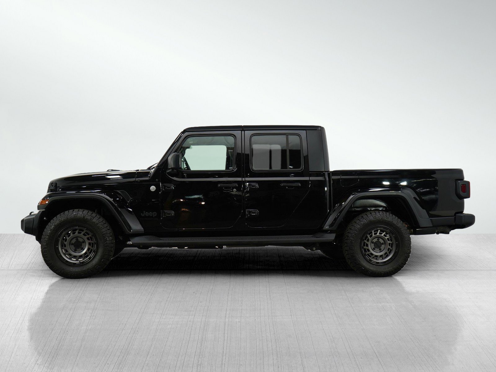 Used 2021 Jeep Gladiator Sport S with VIN 1C6HJTAG4ML502051 for sale in White Bear Lake, Minnesota