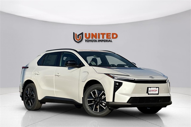 2026 Toyota bZ XLE's photo