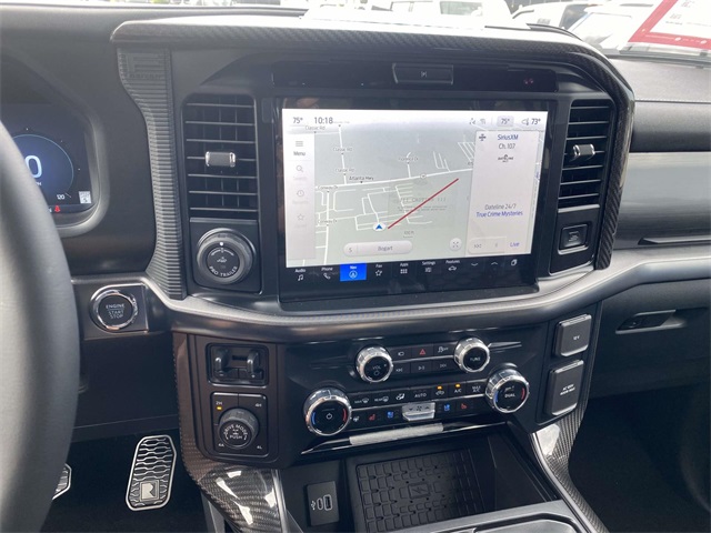 2025 Ford F-150 Lariat photo 18