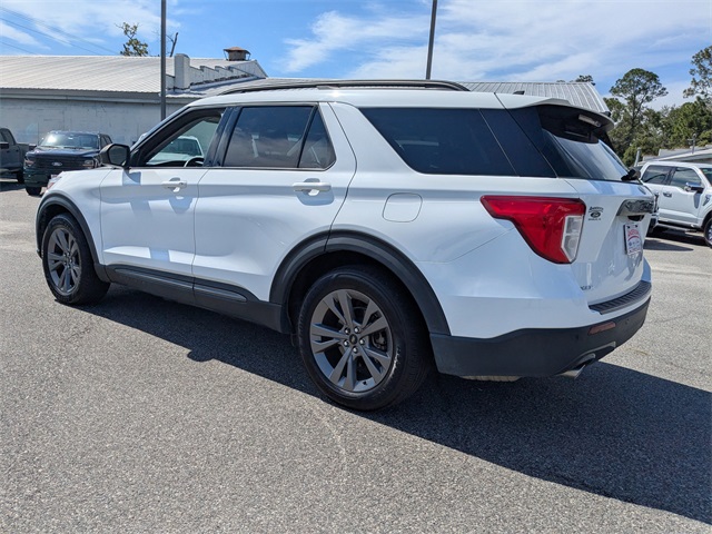 2021 Ford Explorer XLT photo 4
