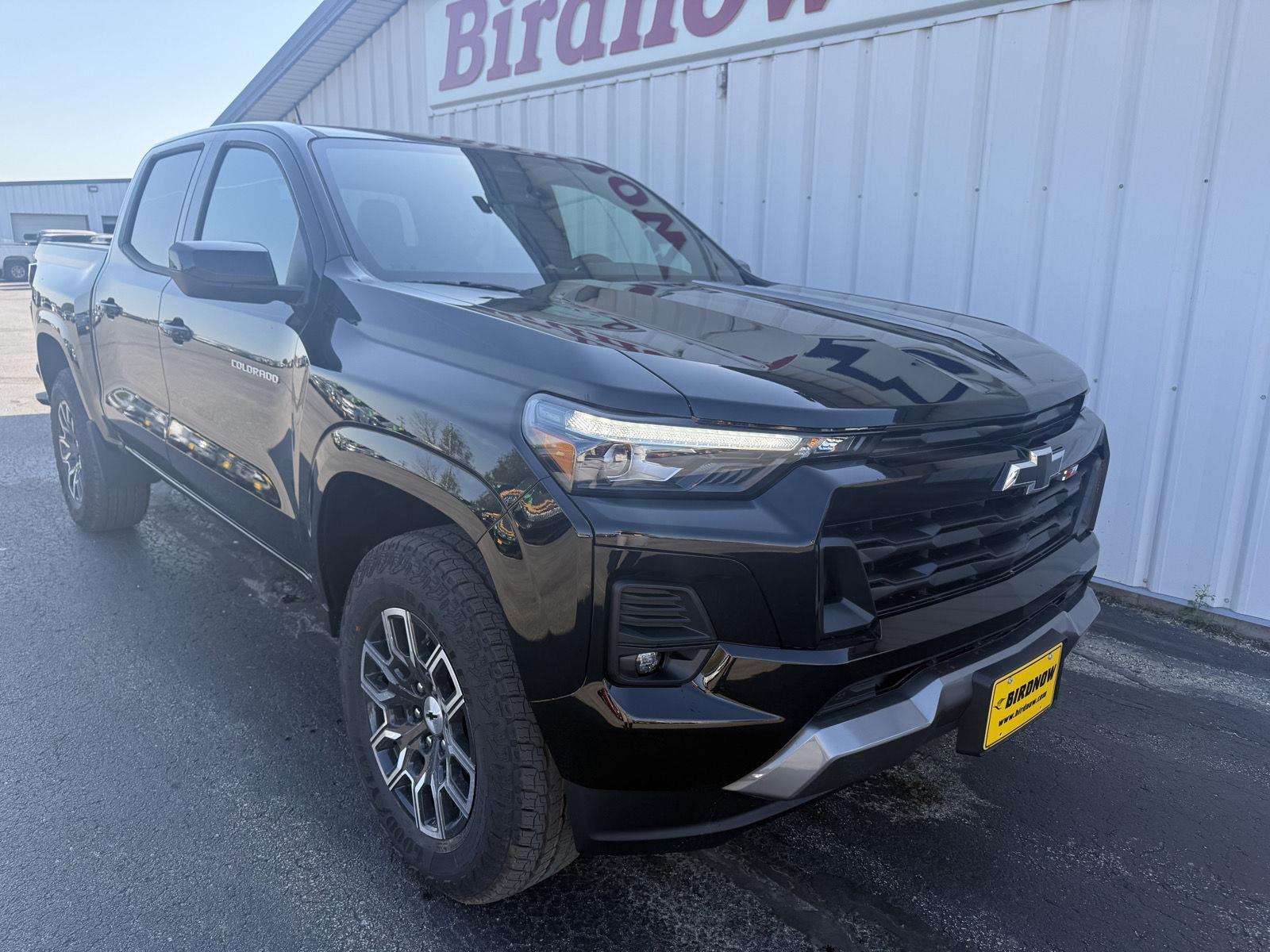 2026 Chevrolet Colorado Z71 photo 2
