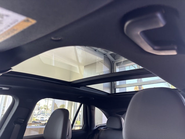 2026 Mercedes Benz GLC 300 photo 14