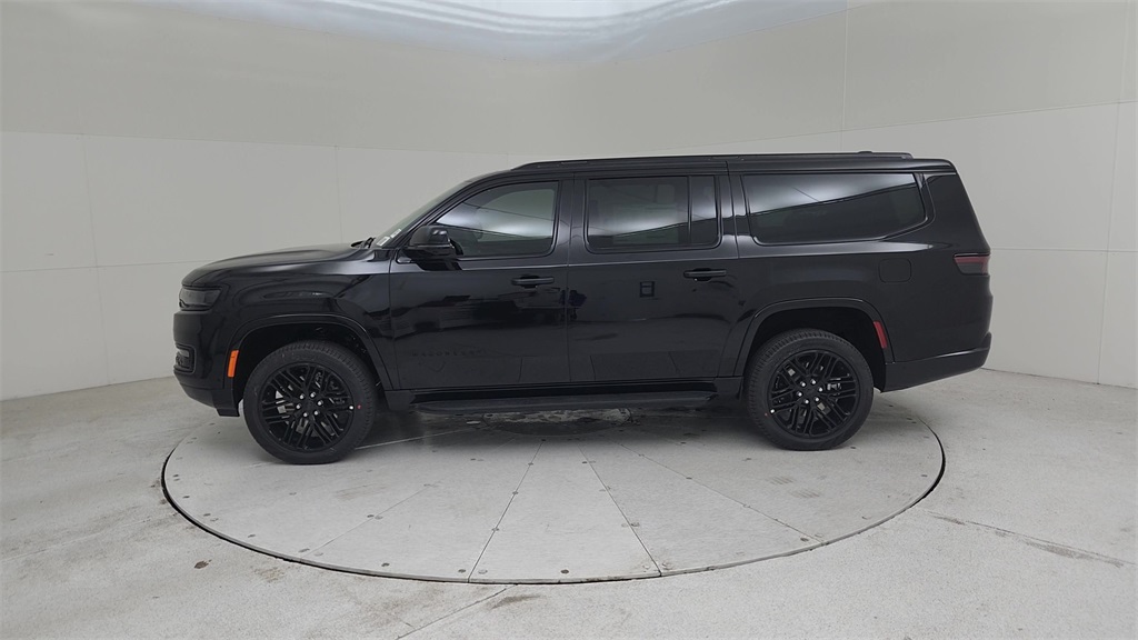 2025 Jeep Wagoneer L Series II photo 8