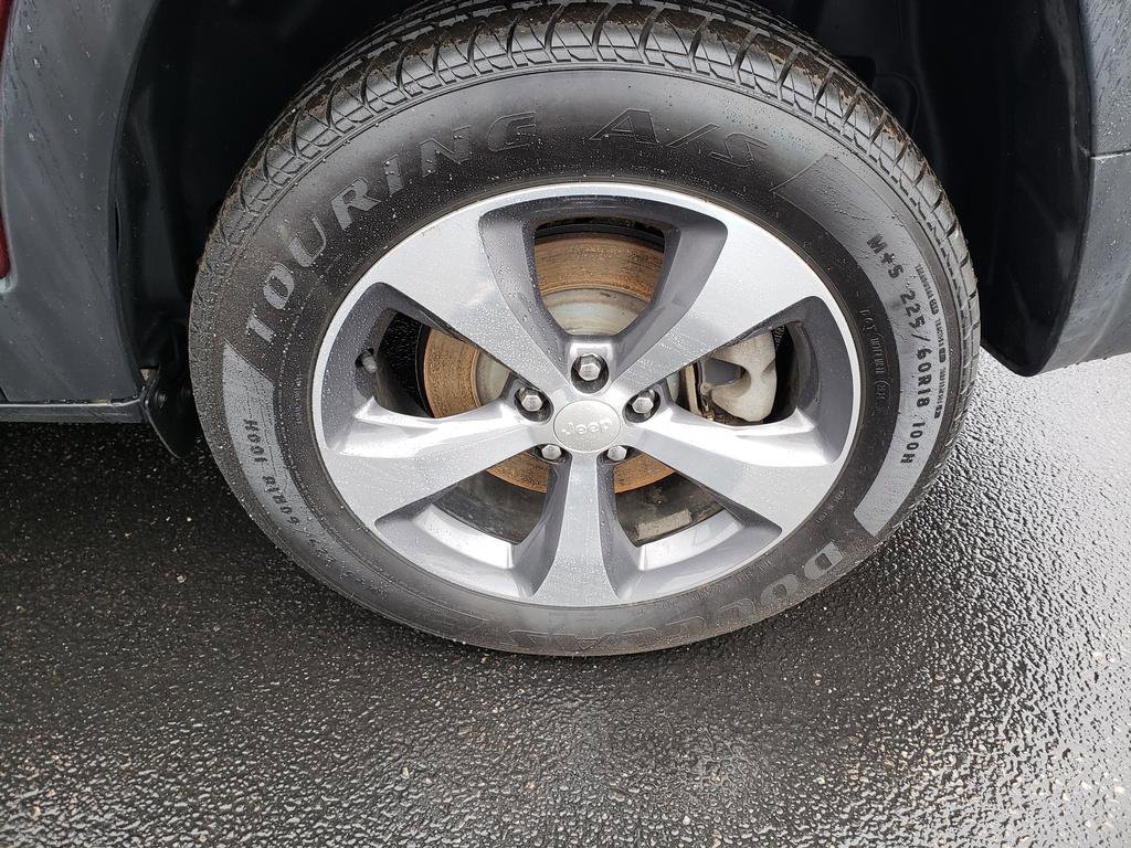 2019 Jeep Cherokee Limited photo 21