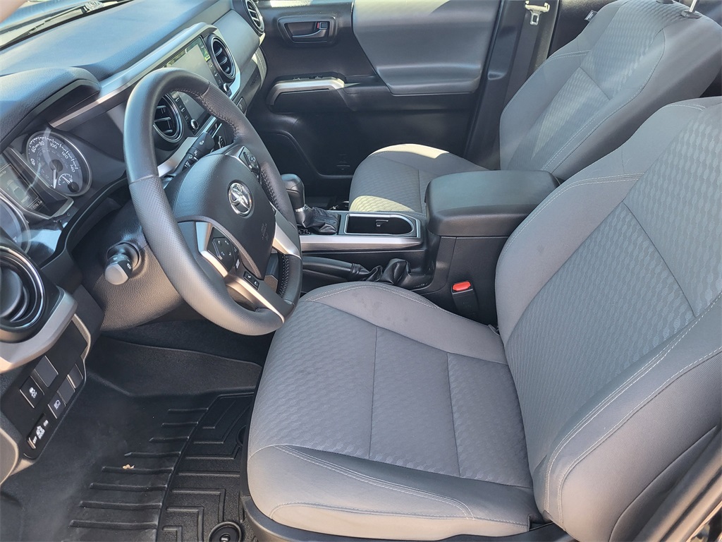 2021 Toyota Tacoma SR5 photo 15