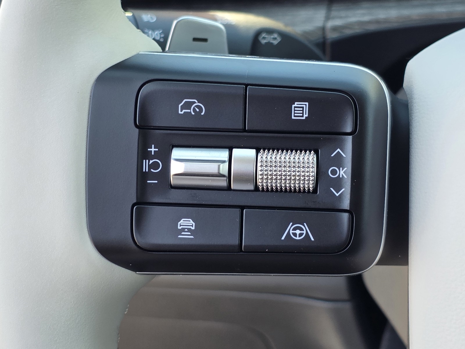 2025 Hyundai Santa Fe Calligraphy photo 34