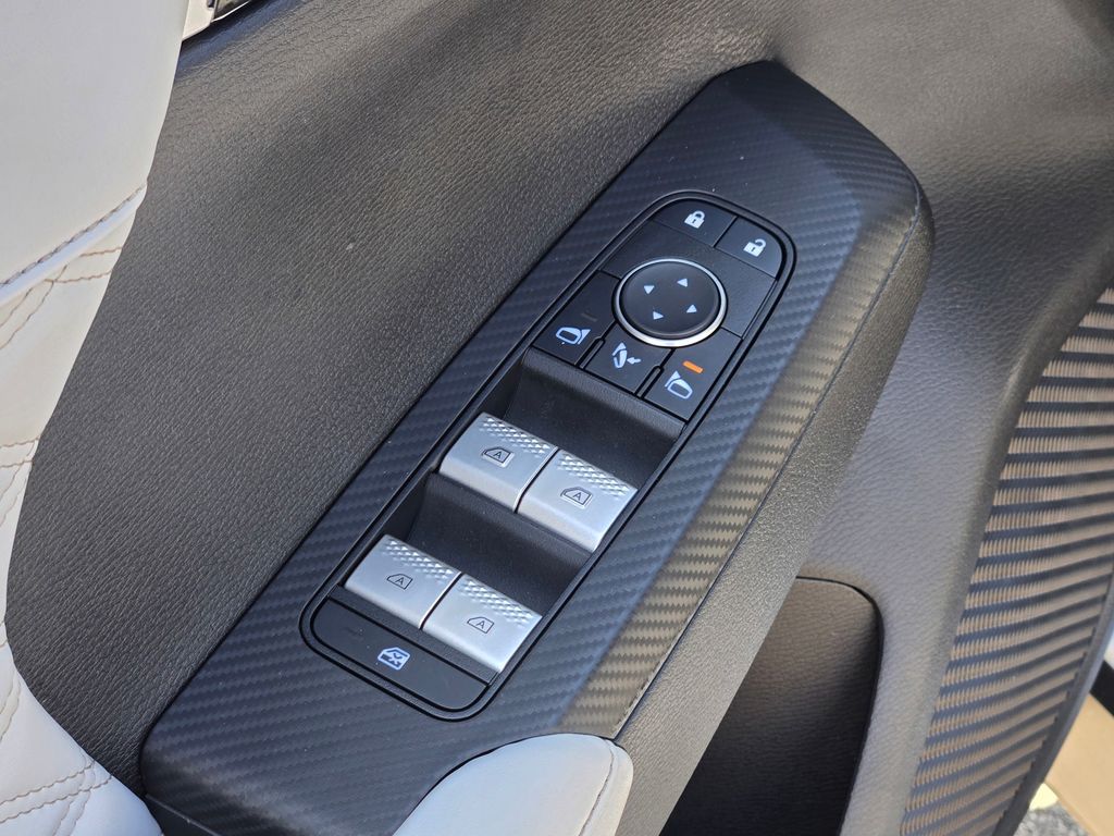 2023 Mitsubishi Outlander SEL photo 17